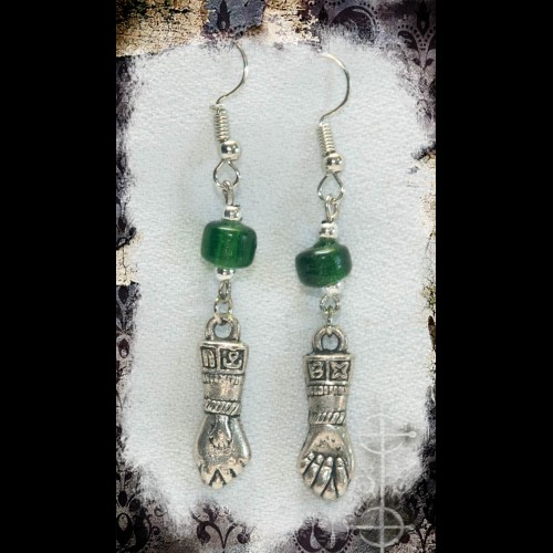 Boucles d'oreilles main de gloire verte